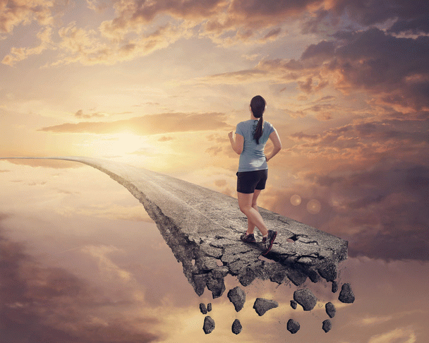 آیا واقعاً از اینستاگرام می‌توان پول درآورد؟ ۱۱ روش پرسود با پاسخ به سوالات متداول